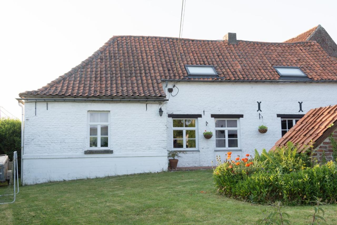 La Bergerie Chambre D'Hotes Leuze-en-Hainaut Exterior photo